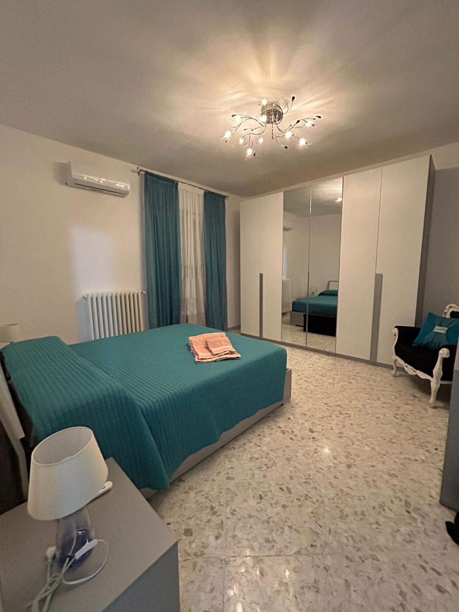 Sole House Apartman Bisceglie Kültér fotó